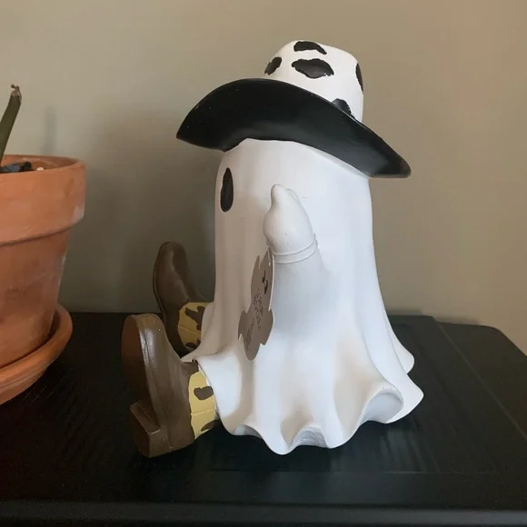 Goblin & Ghoul Sheriff Cowboy Ghost Resin Figurine 10” Tall New - Picture 2 of 7